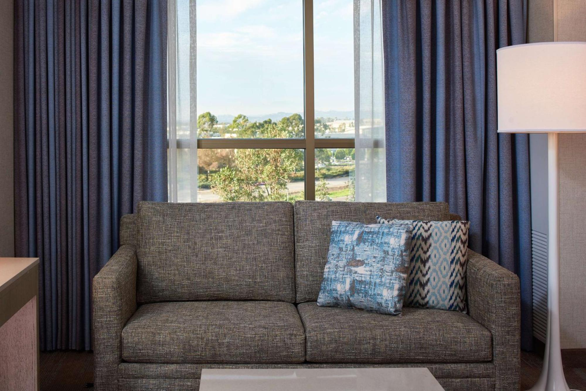 Doubletree By Hilton Irvine Spectrum Eksteriør bilde