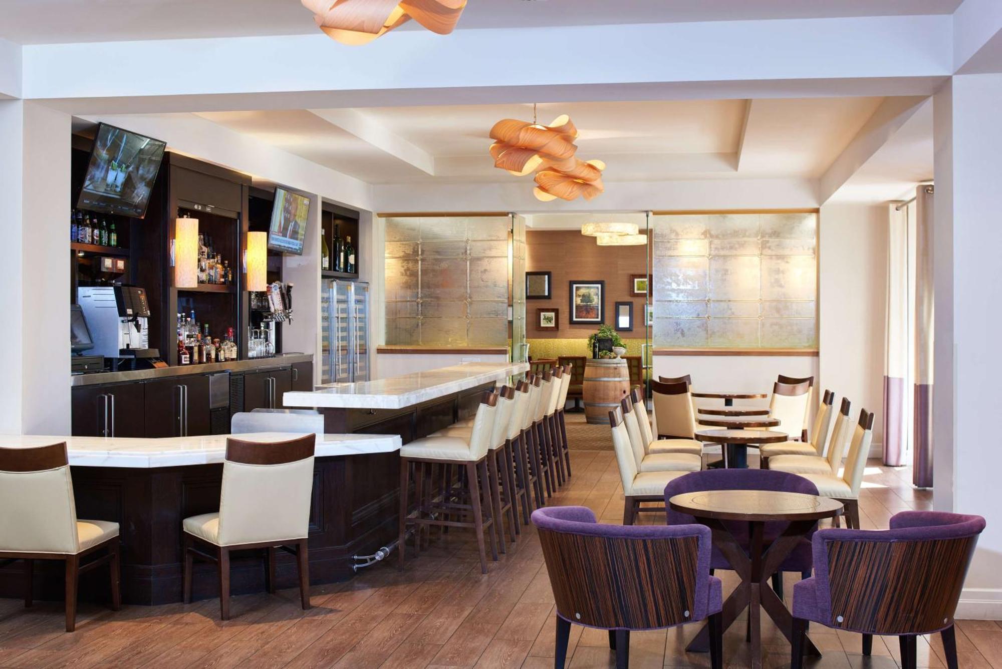 Doubletree By Hilton Irvine Spectrum Eksteriør bilde