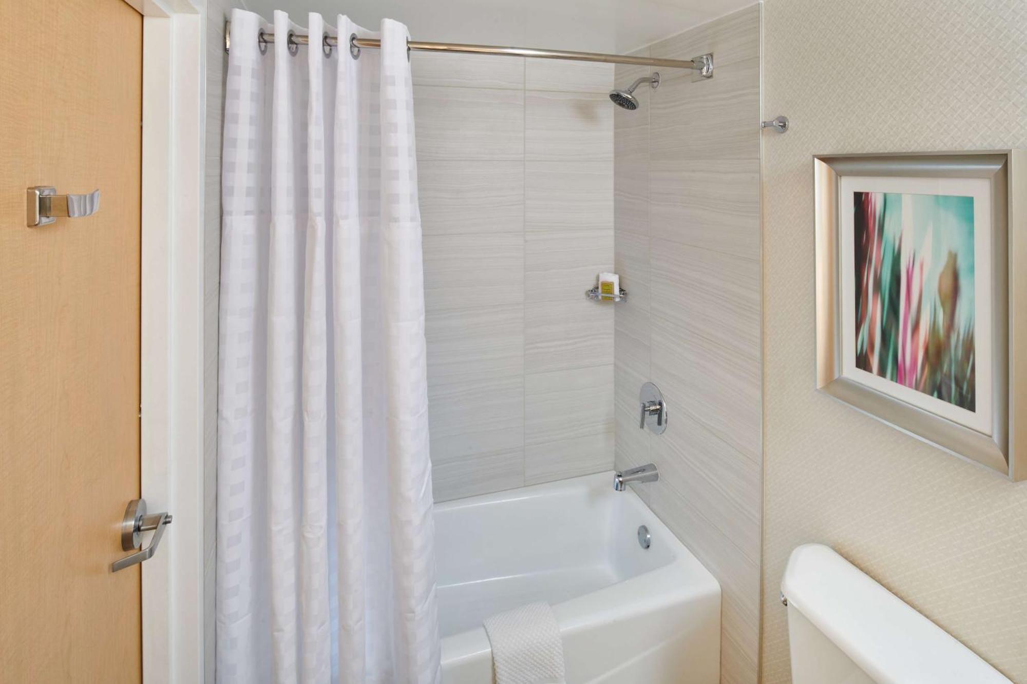 Doubletree By Hilton Irvine Spectrum Eksteriør bilde