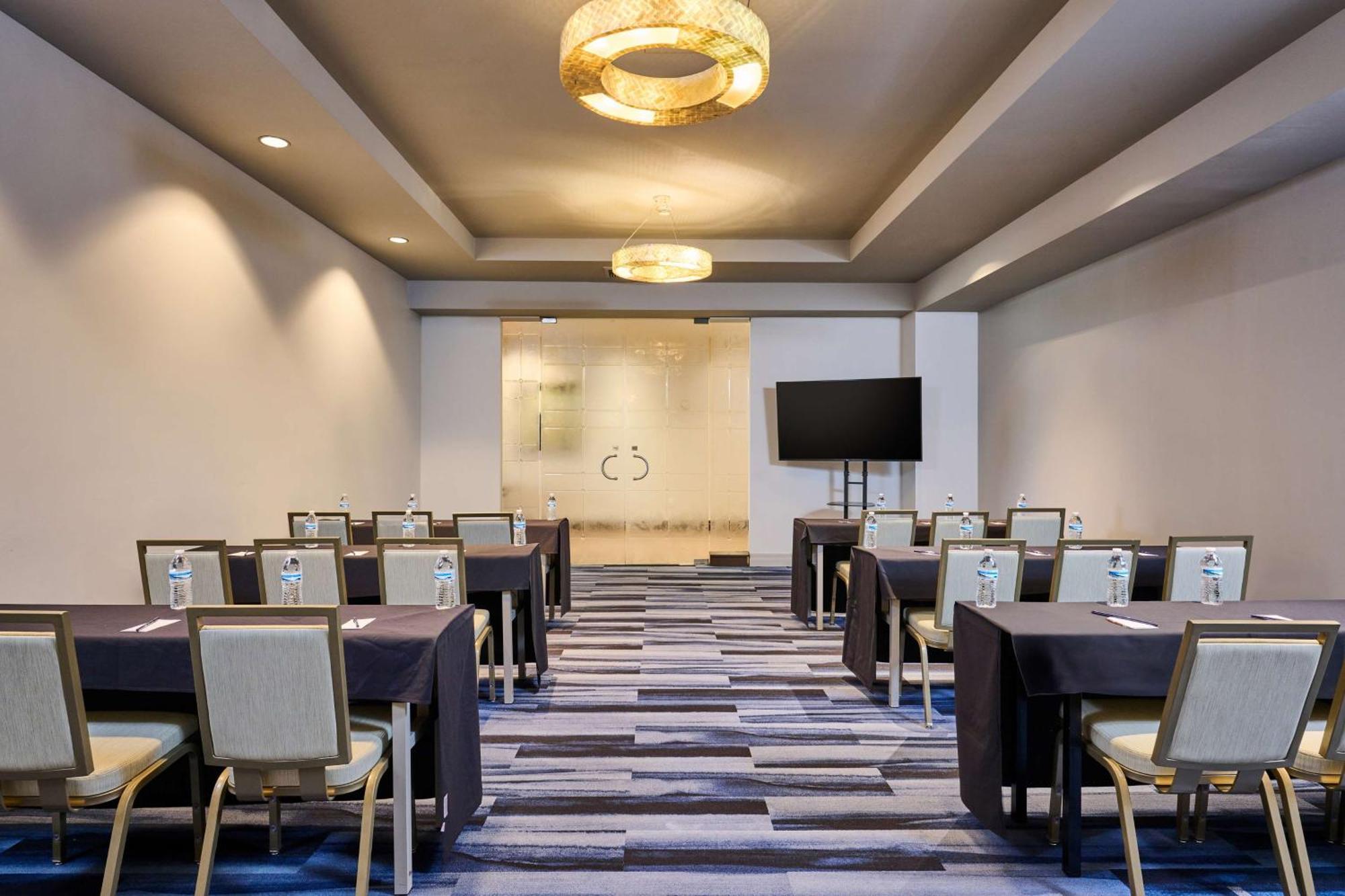Doubletree By Hilton Irvine Spectrum Eksteriør bilde