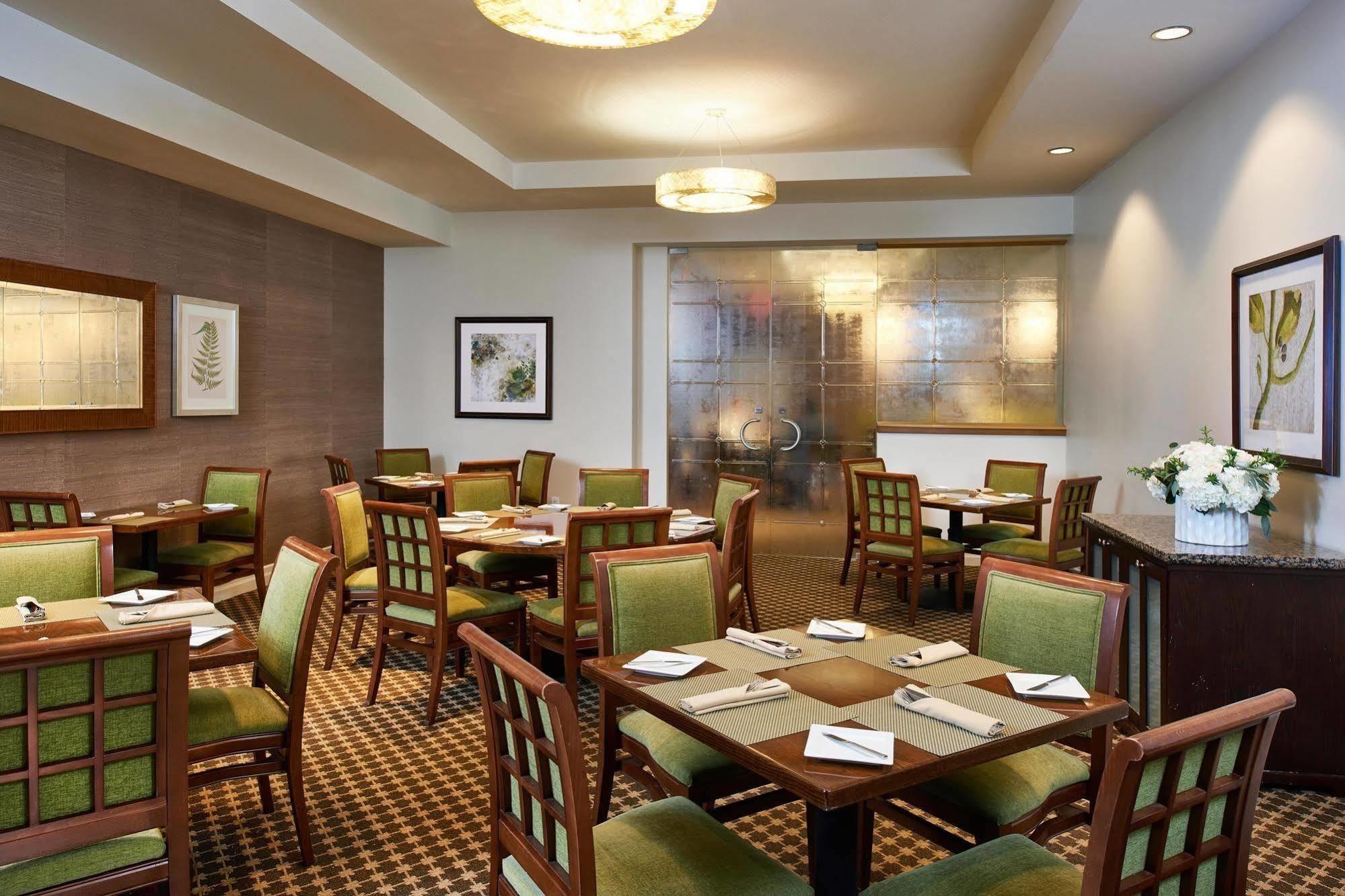 Doubletree By Hilton Irvine Spectrum Eksteriør bilde